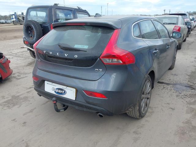 2013 VOLVO V40 SE LUX