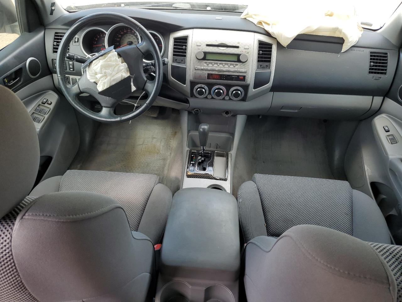 2006 Toyota Tacoma - Image 8