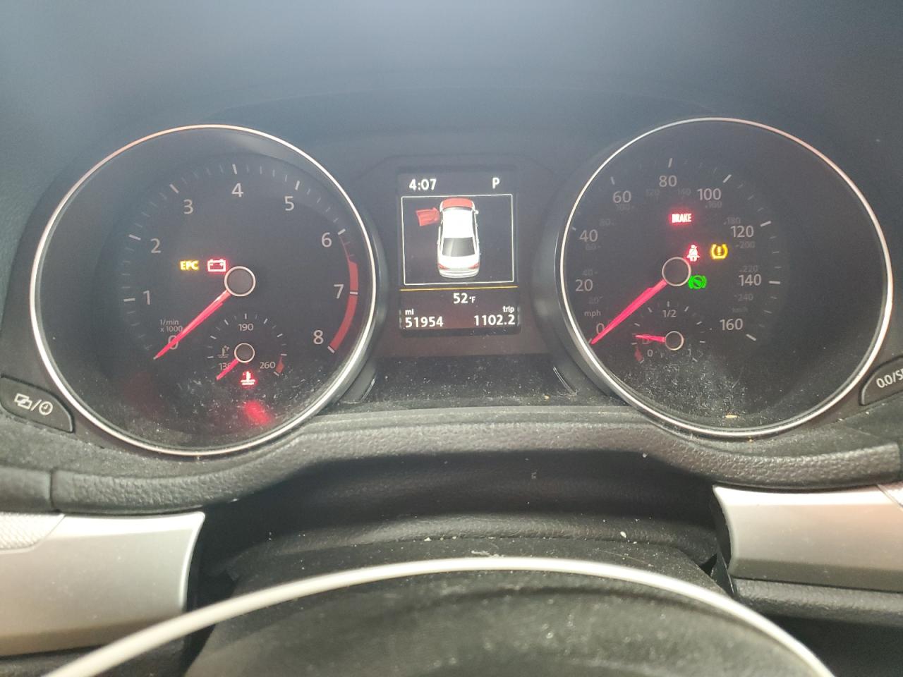 2019 Volkswagen Passat - Image 9