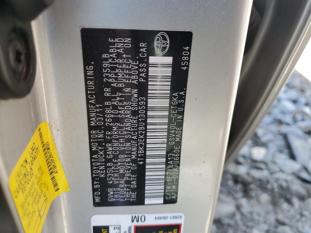2011 Toyota Camry - Image 12