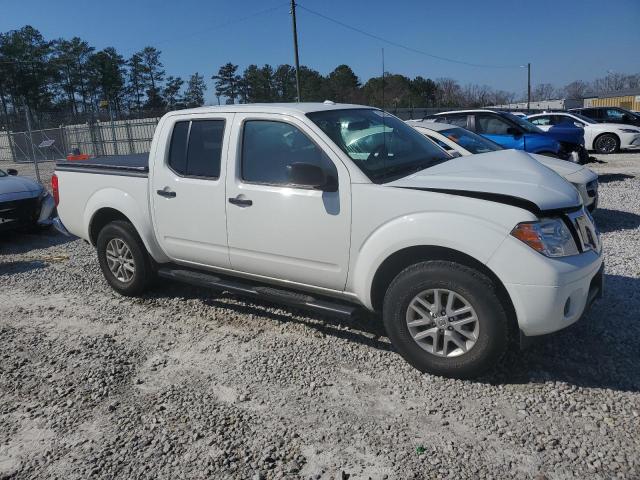 Pickups NISSAN FRONTIER 2016 Biały