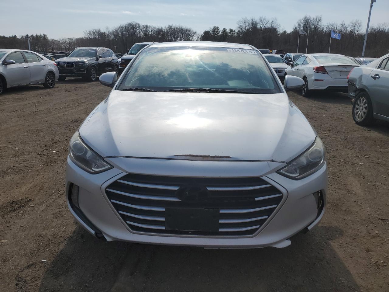 2017 Hyundai Elantra - Image 5