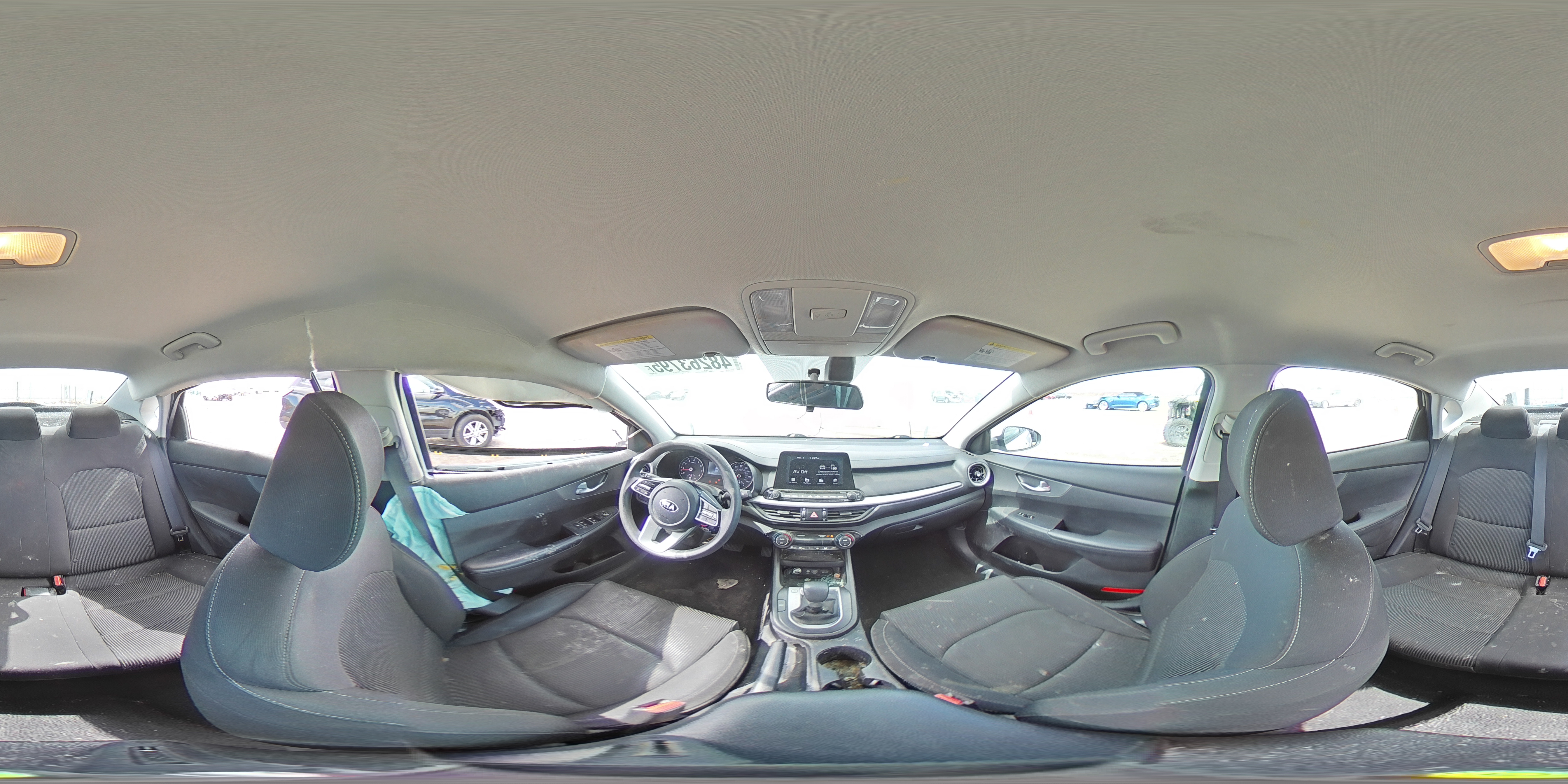 2019 Kia Forte - Image 13