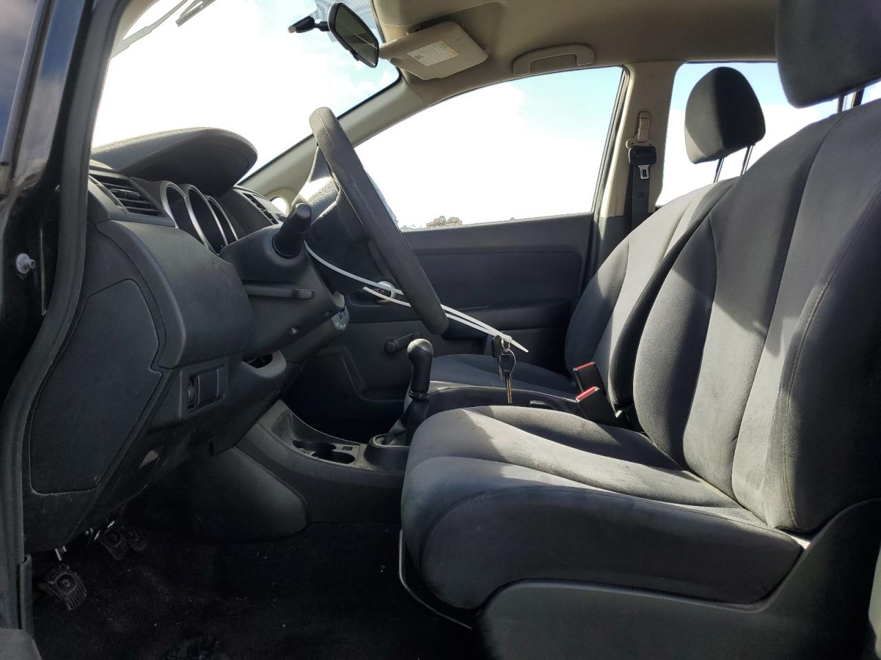 2009 Nissan Versa - Image 7