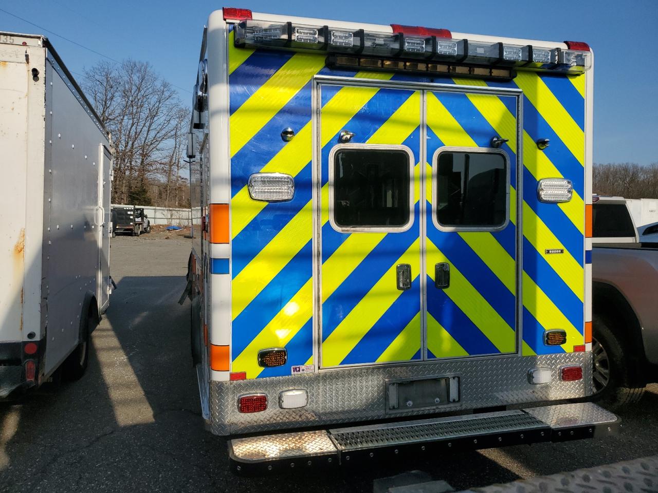 2015 Ford F450 Super Duty VIN: 1FDUF4GT1FED19289 Lot: 85051924