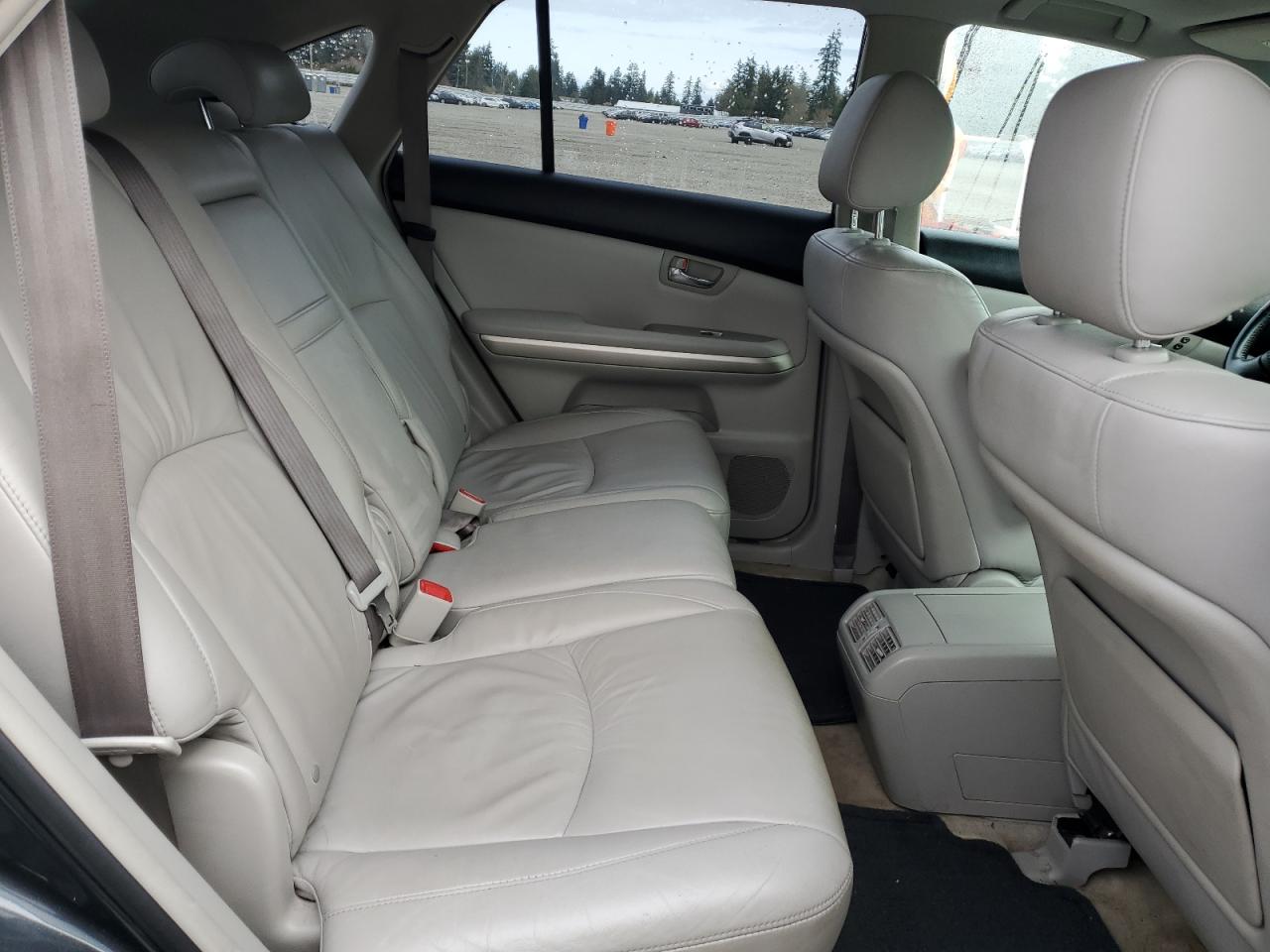 2006 Lexus RX - Image 11