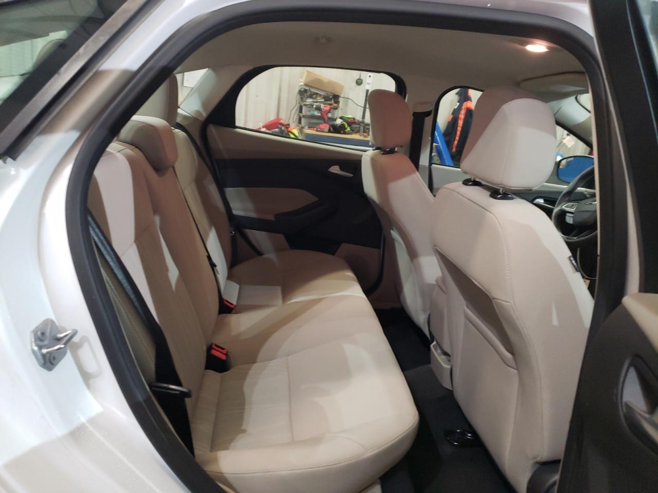 2015 Ford Focus - Image 10