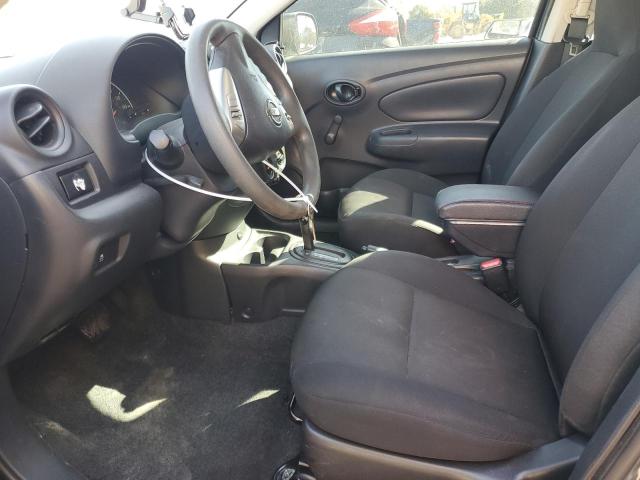 Седаны NISSAN VERSA 2015 Зеленый