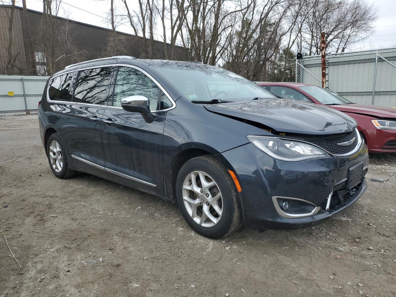 2020 Chrysler Pacifica - Image 4