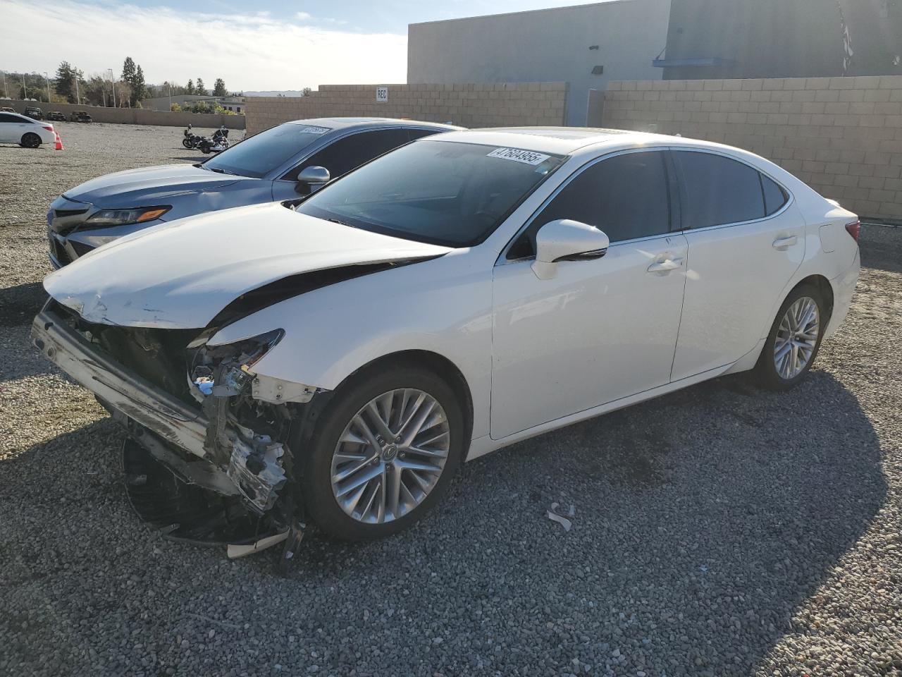 2014 Lexus Es 350 იყიდება Mentone-ში, CA - Front End