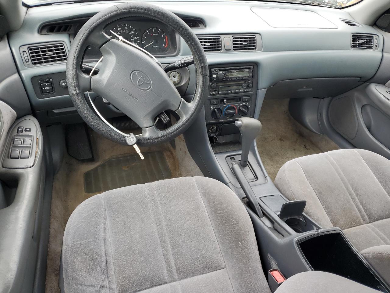 1998 Toyota Camry - Image 8