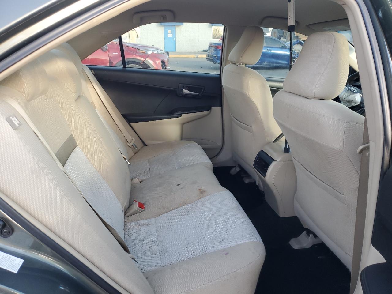 2012 Toyota Camry - Image 11