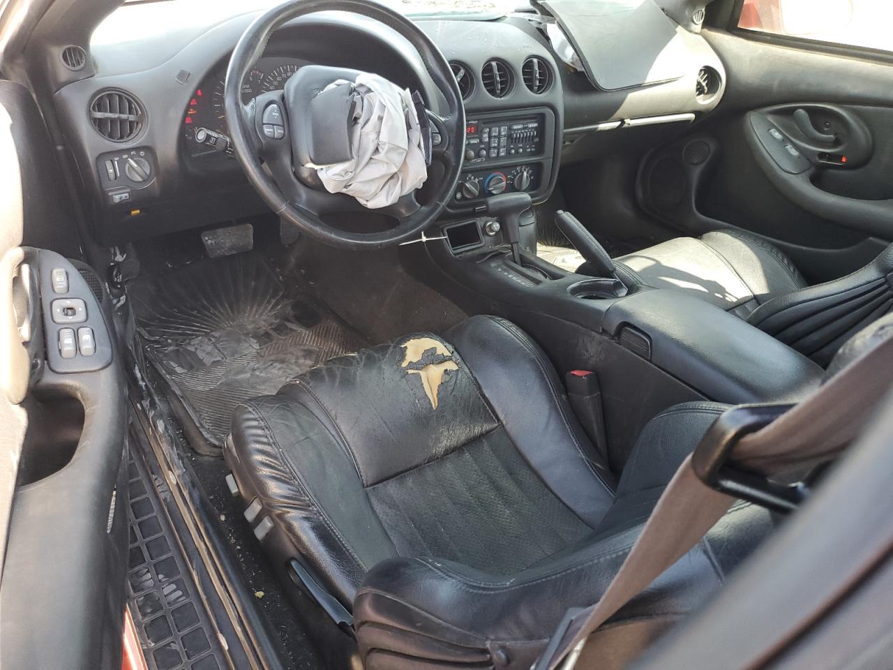 2000 Pontiac Firebird - Image 8
