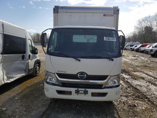 2016 HINO 195   