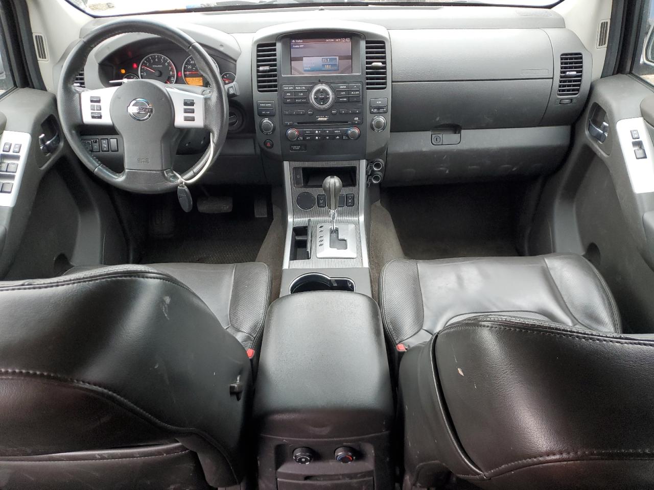 2012 Nissan Pathfinder - Image 8