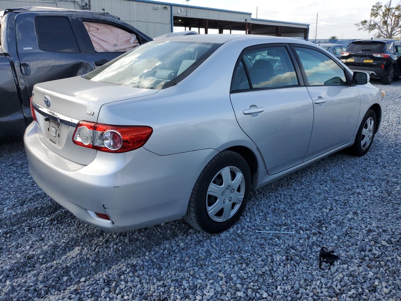 2011 Toyota Corolla - Image 3