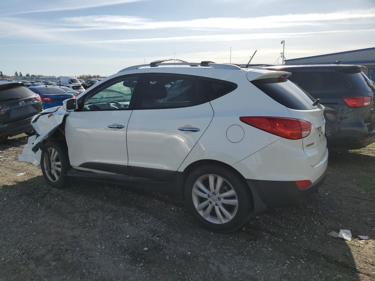 2013 Hyundai Tucson - Image 2