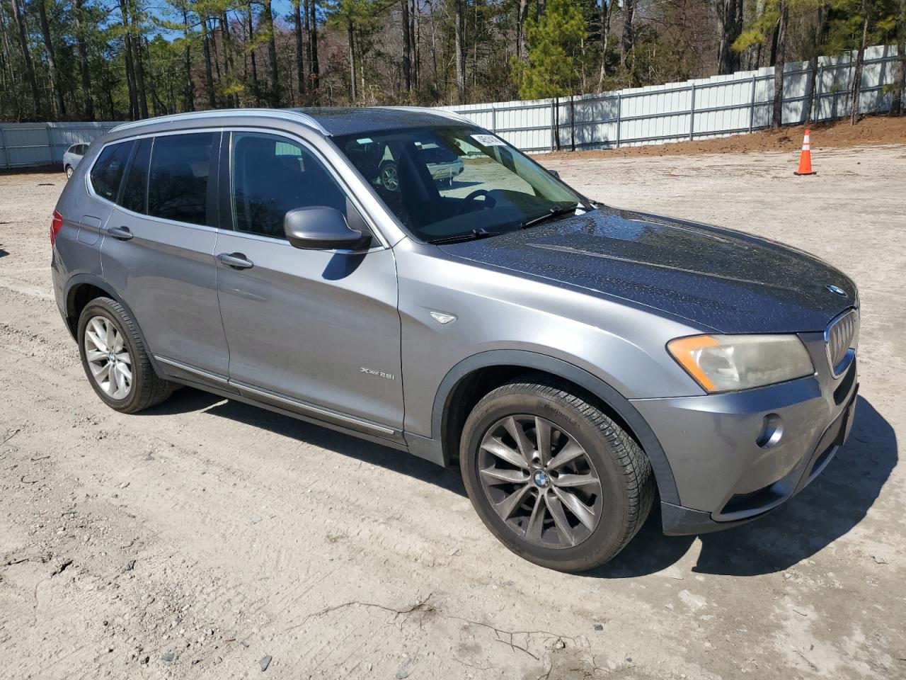 2011 BMW X3 - Image 4