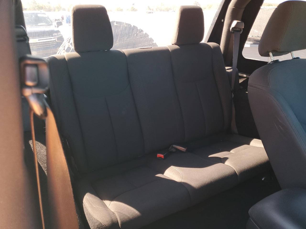 2016 Jeep Wrangler - Image 11