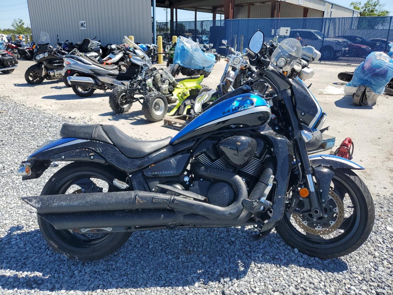2022 Suzuki Vzr1800