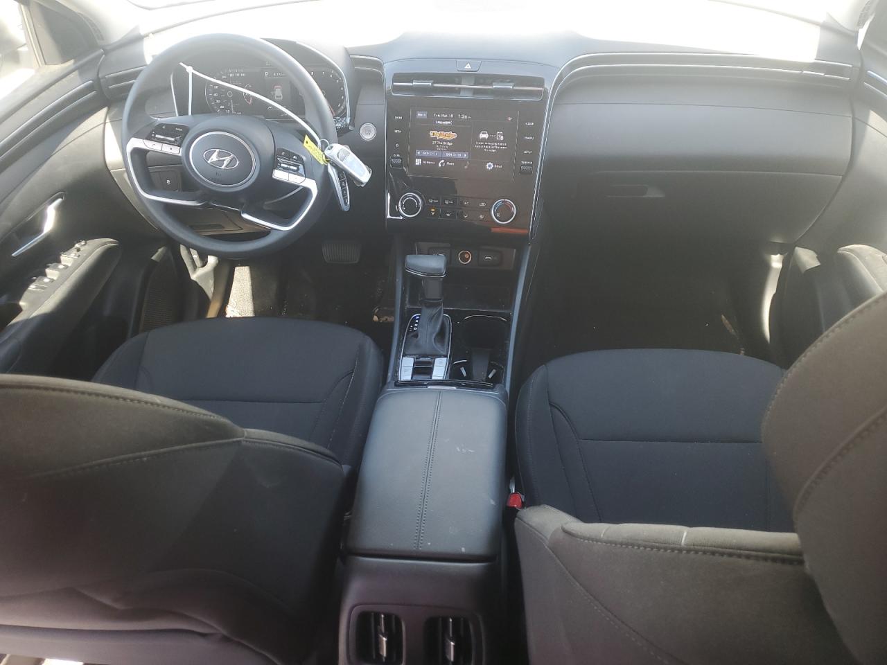 2022 Hyundai Tucson - Image 8
