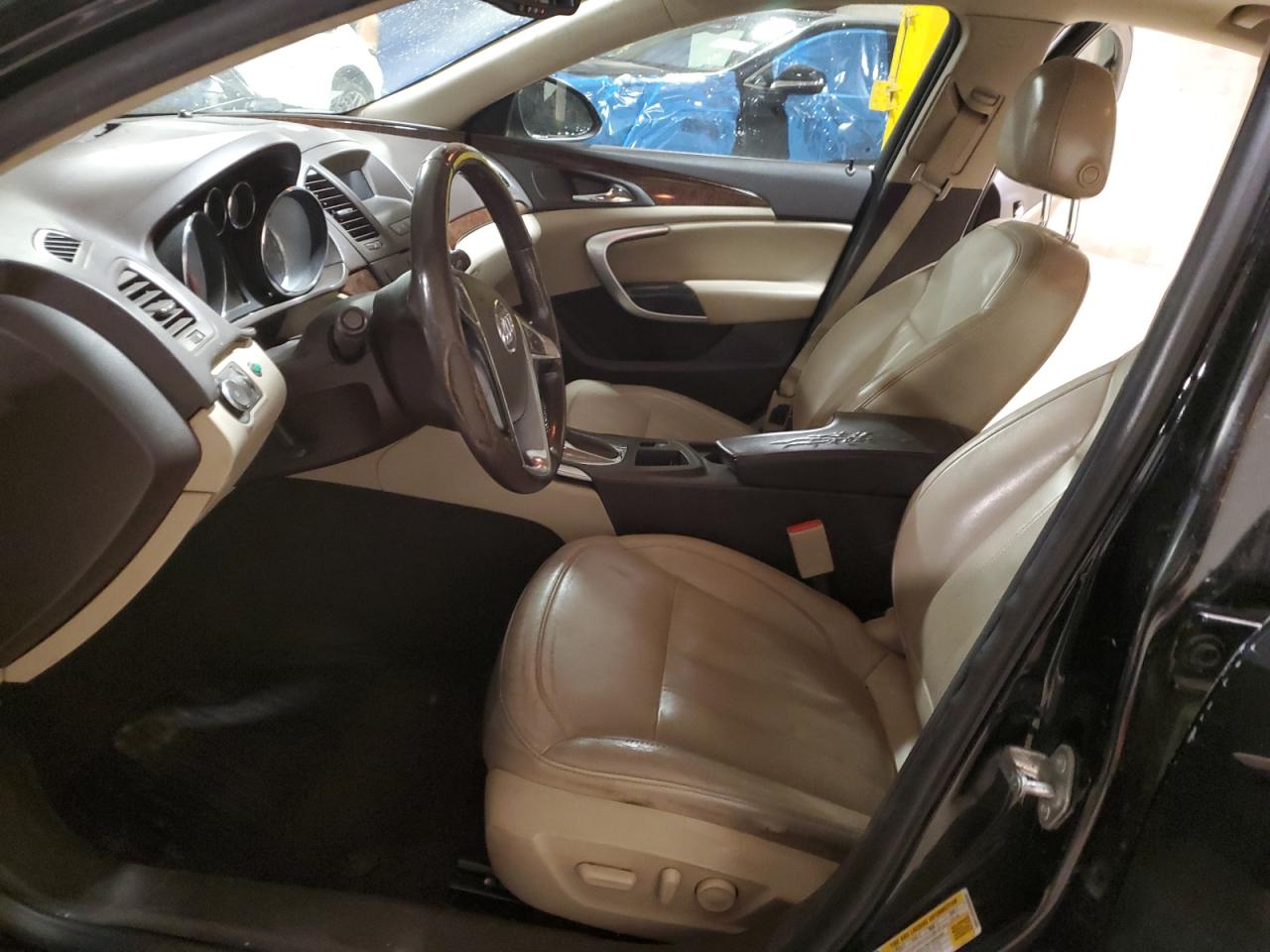 2012 Buick Regal - Image 7
