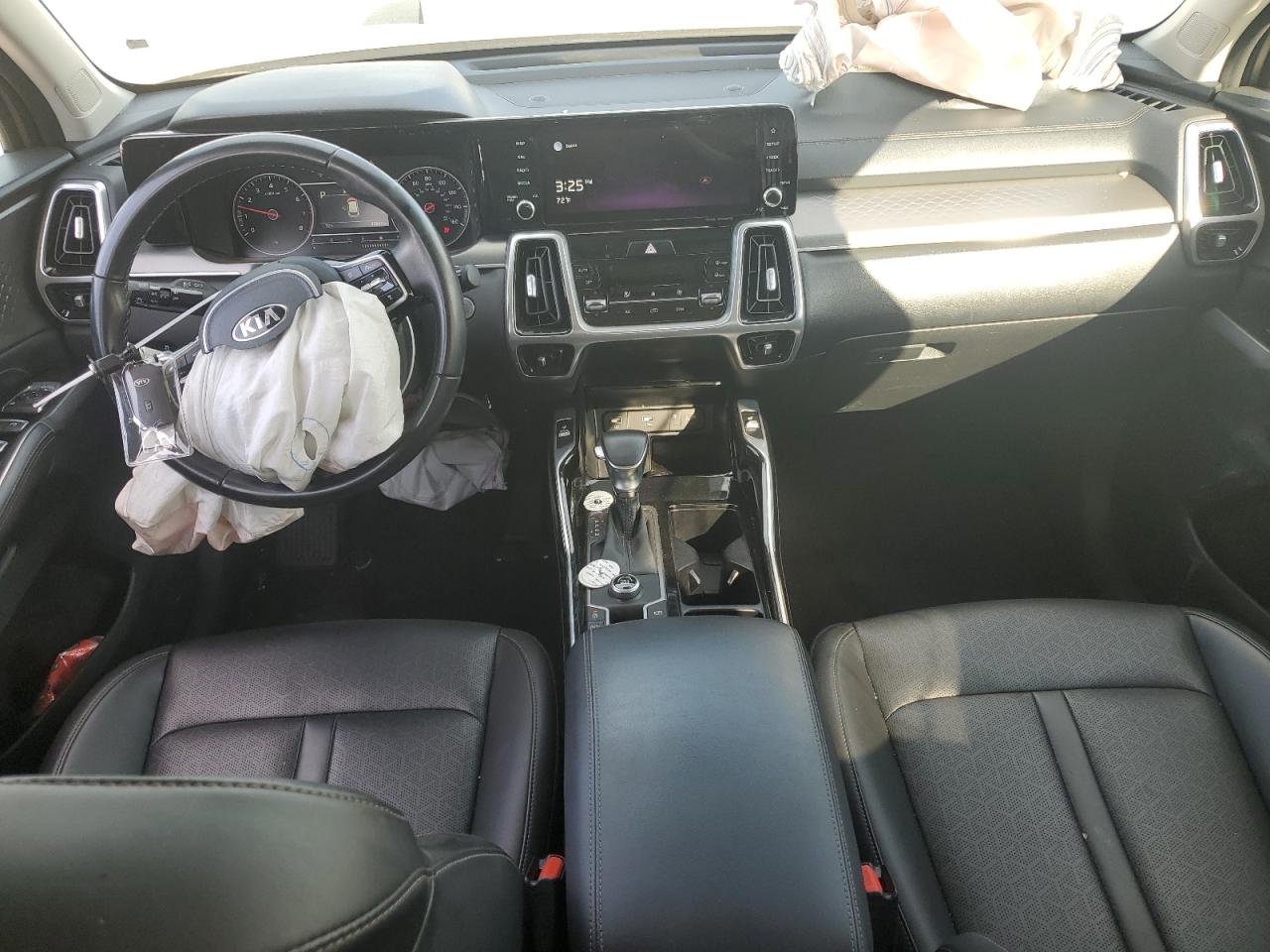 2021 Kia Sorento - Image 8