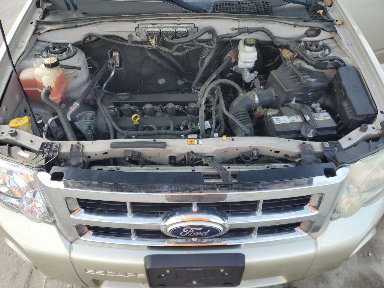 2012 Ford Escape - Image 12