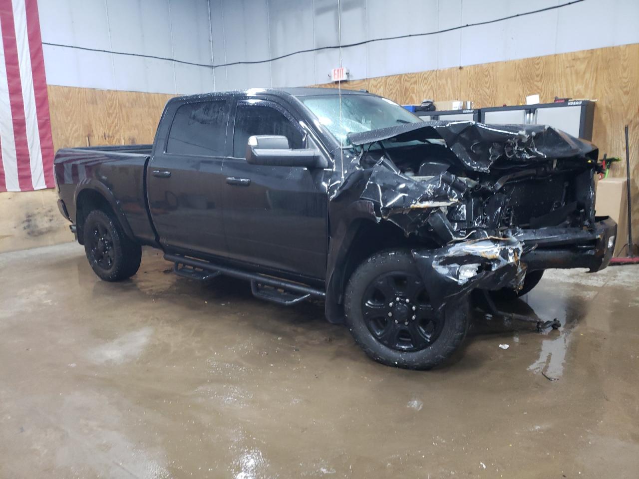 2015 RAM 2500 - Image 4