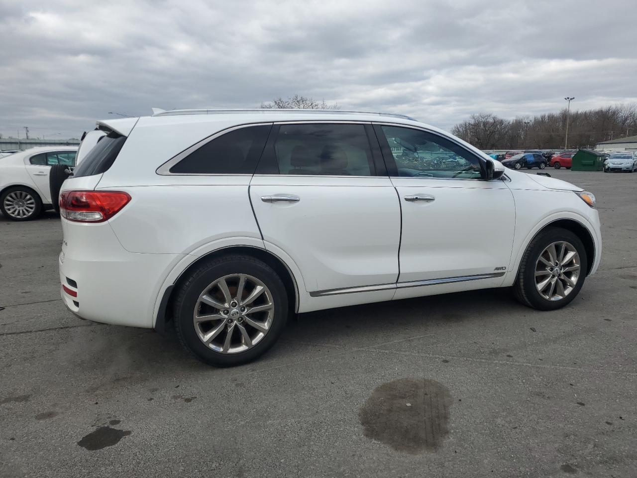 2018 Kia Sorento - Image 3