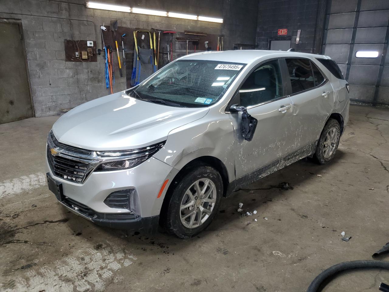 2022 Chevrolet Equinox - Image 1