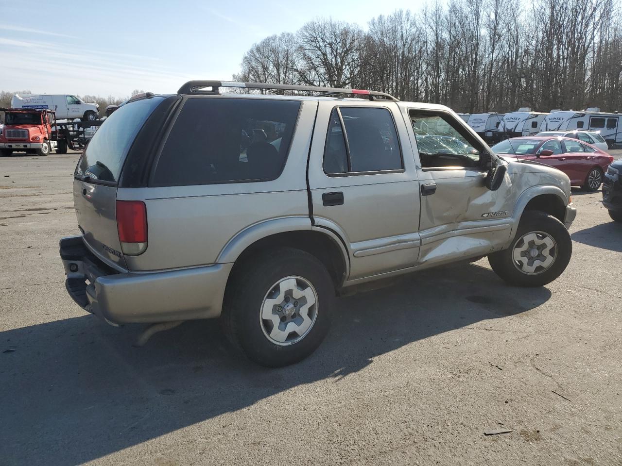 2003 Chevrolet Blazer - Image 3