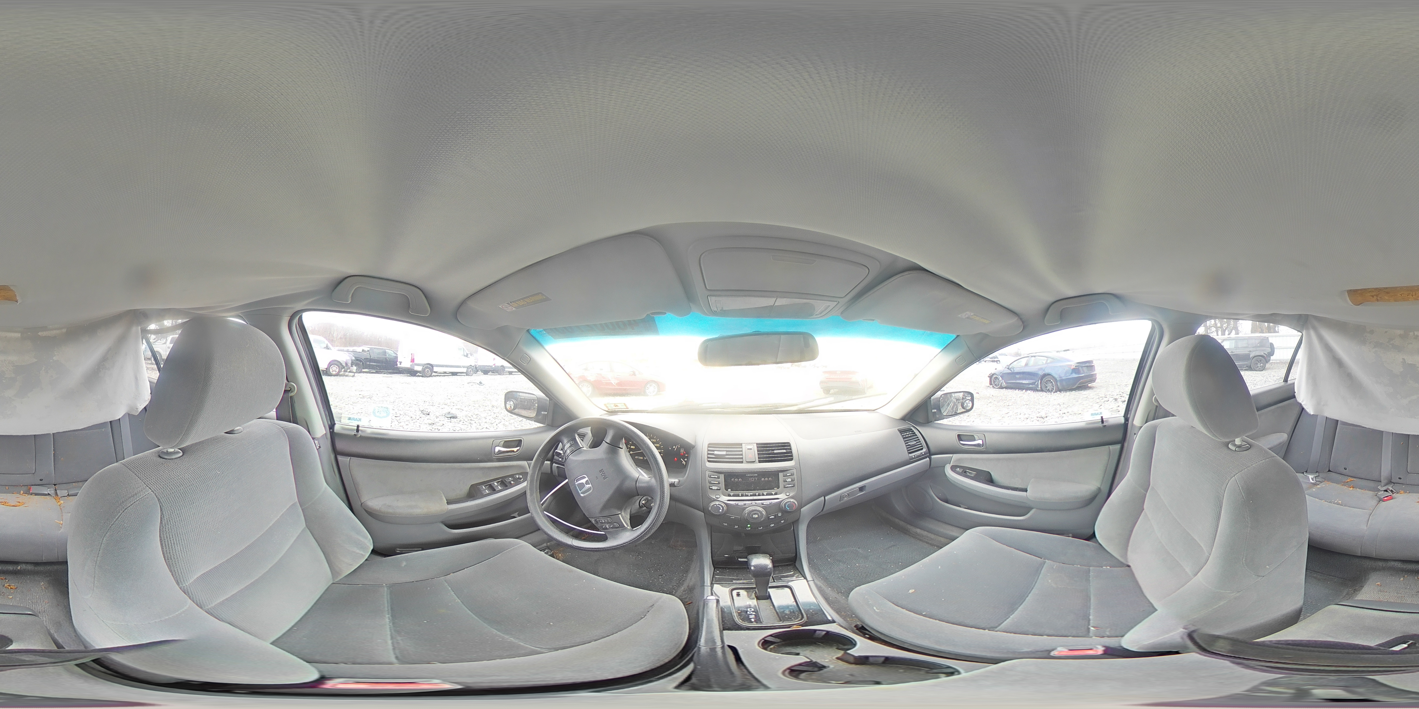 2006 Honda Accord - Image 13