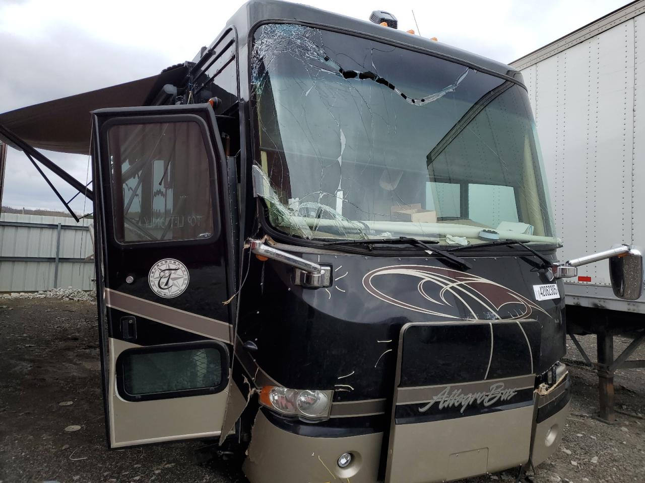 2008 Spartan Motors Motorhome 4Vz for Sale in Earlington, KY - Undercarriage