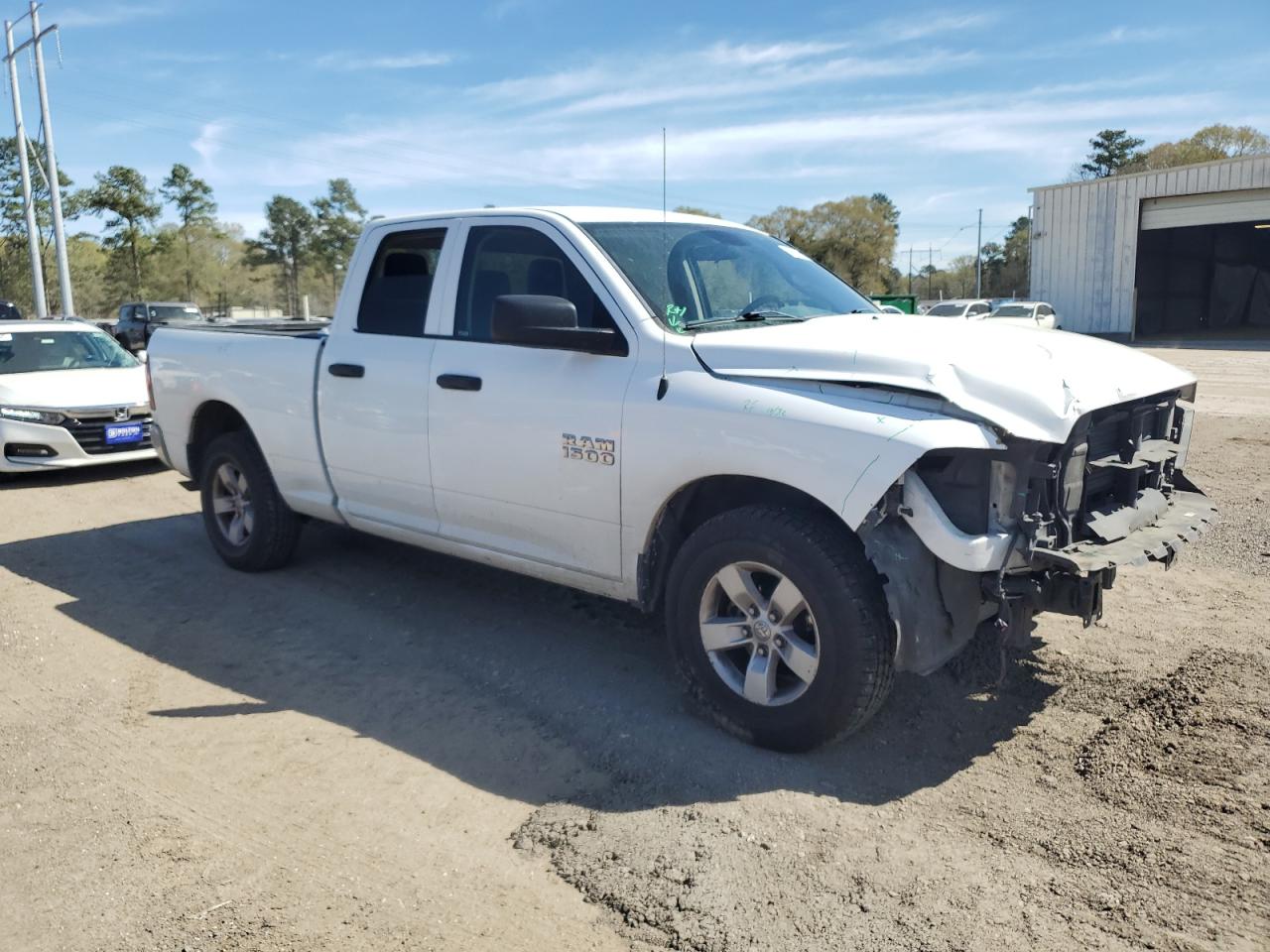 2017 RAM 1500 - Image 4