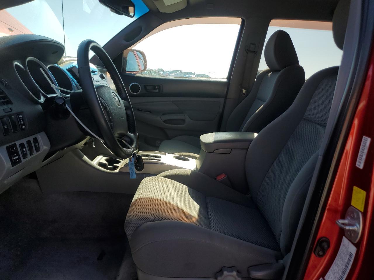 2011 Toyota Tacoma - Image 7