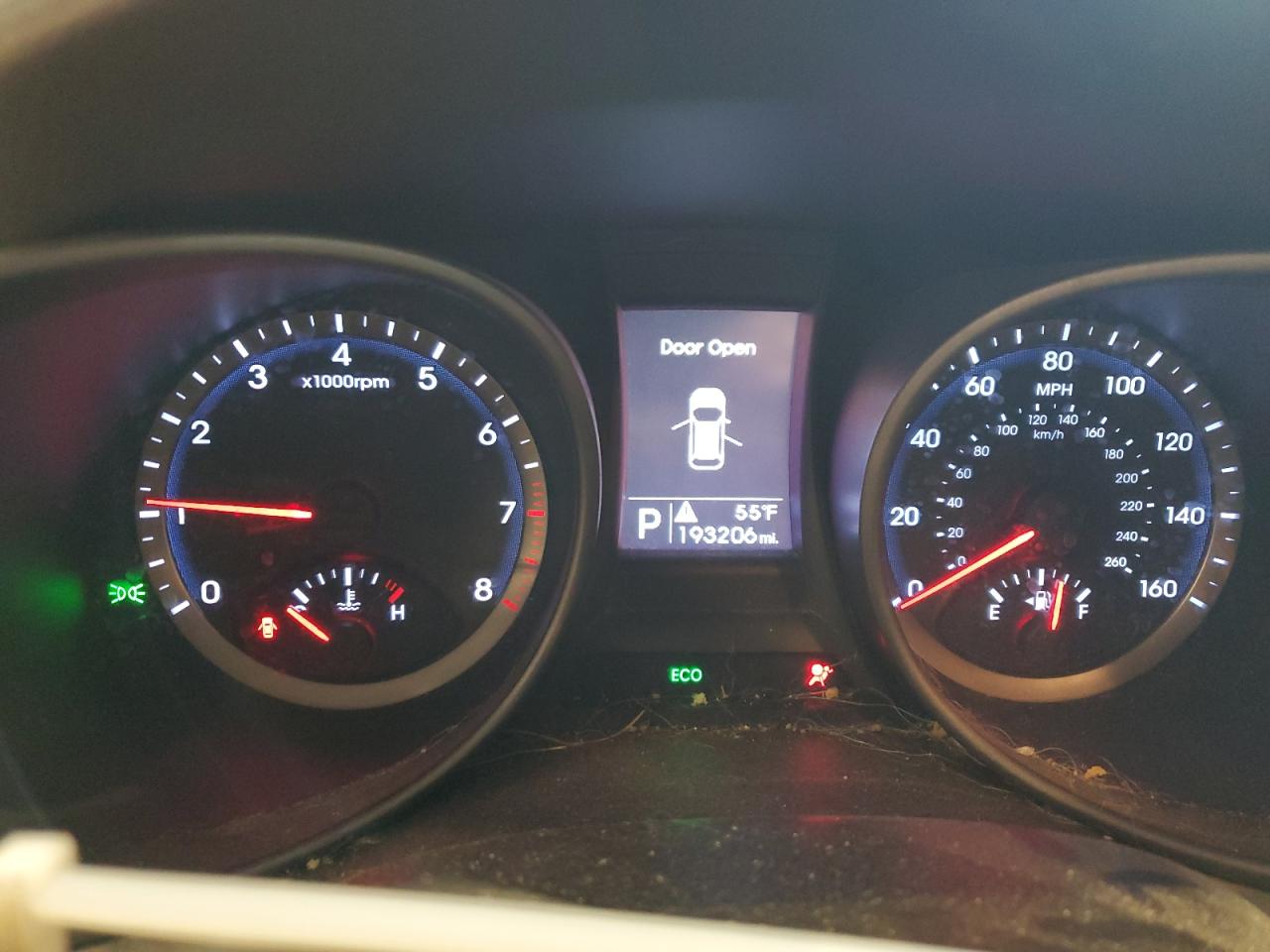 2015 Hyundai Santa Fe - Image 9