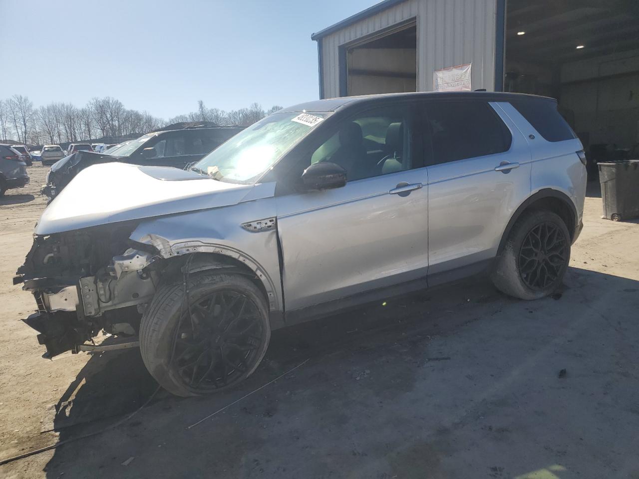 2020 Land Rover Discovery - Image 1
