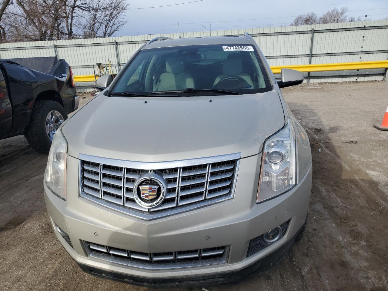 2015 Cadillac SRX - Image 5