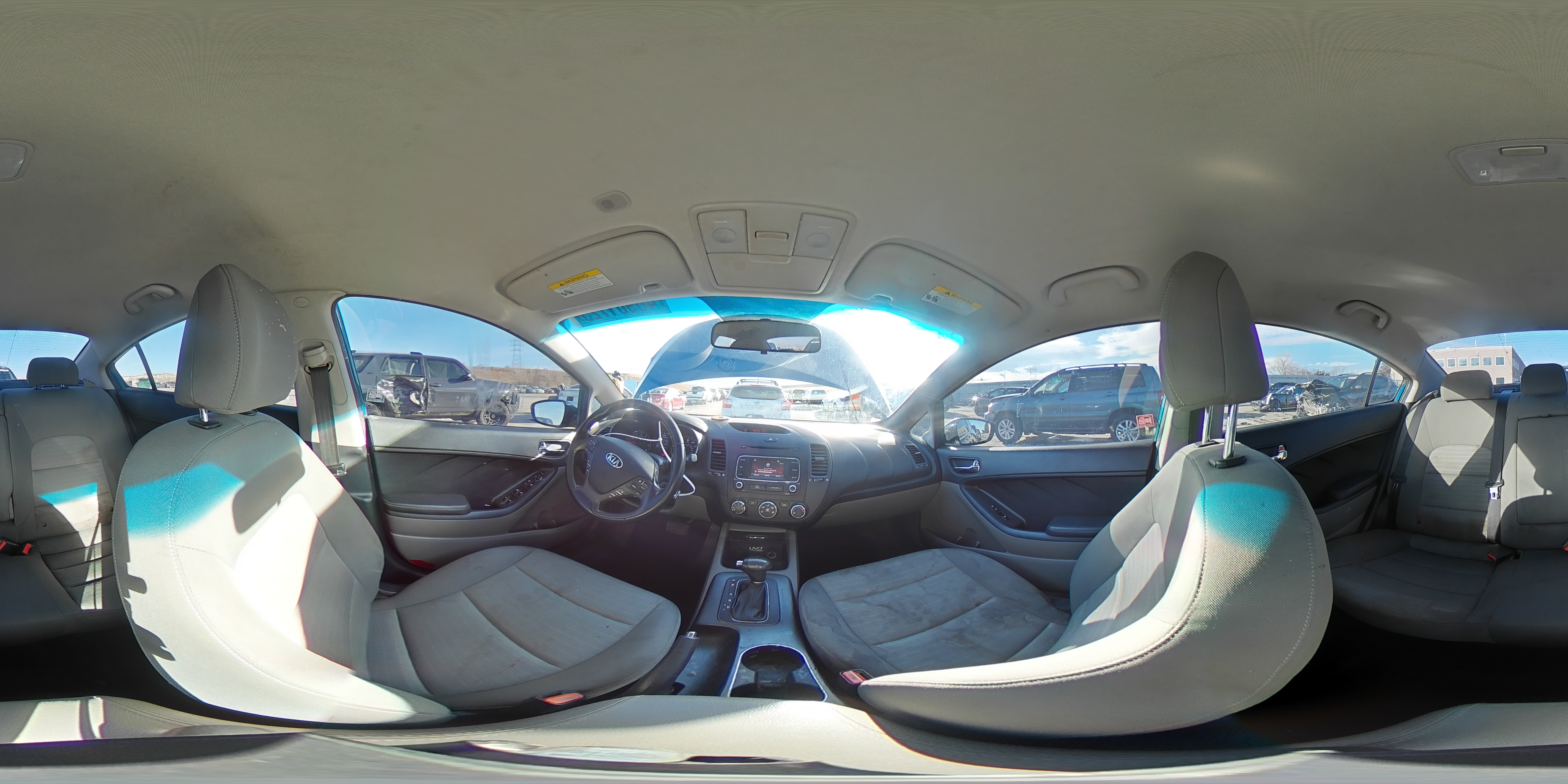 2015 Kia Forte - Image 13
