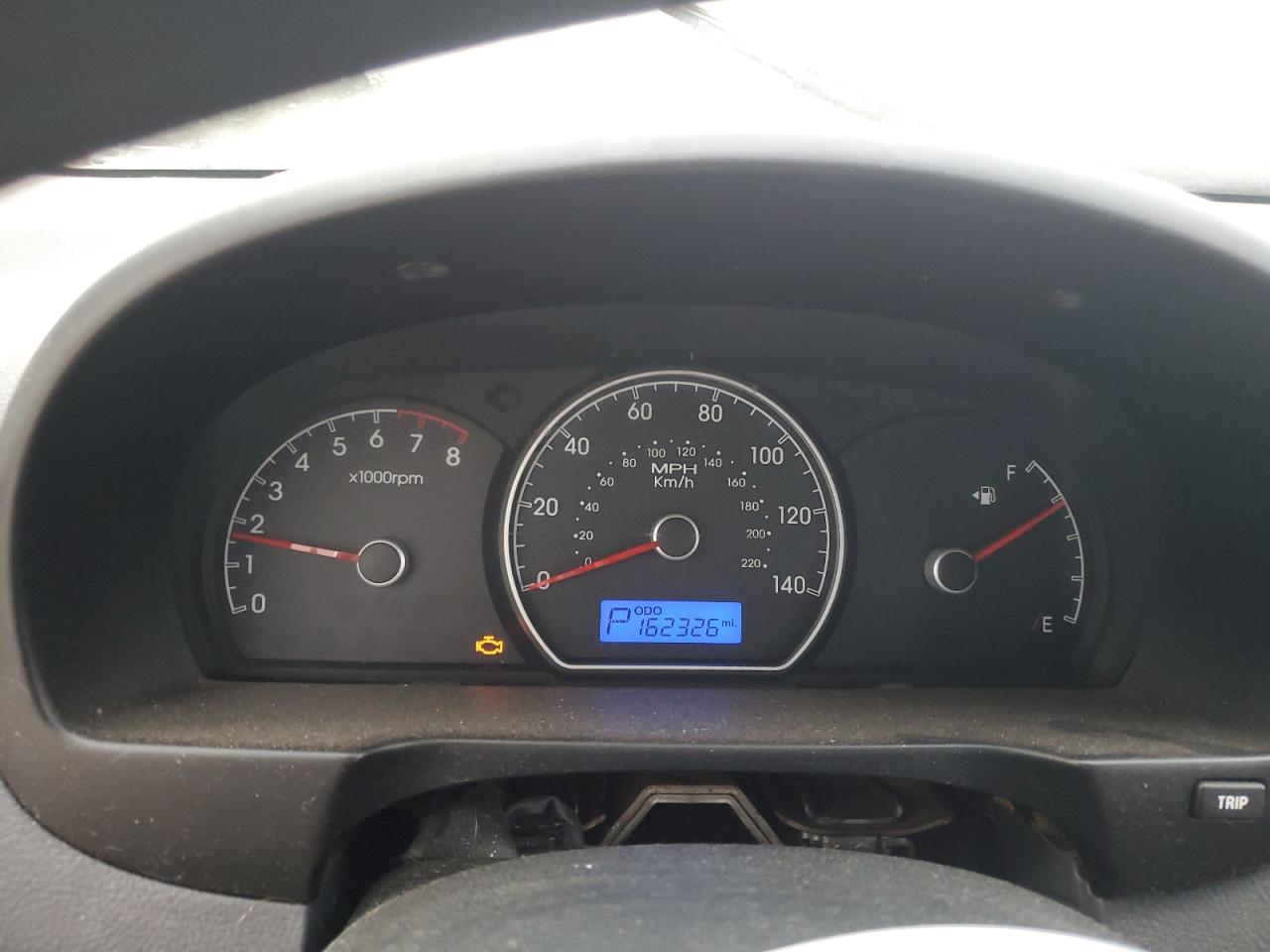 2010 Hyundai Elantra - Image 9