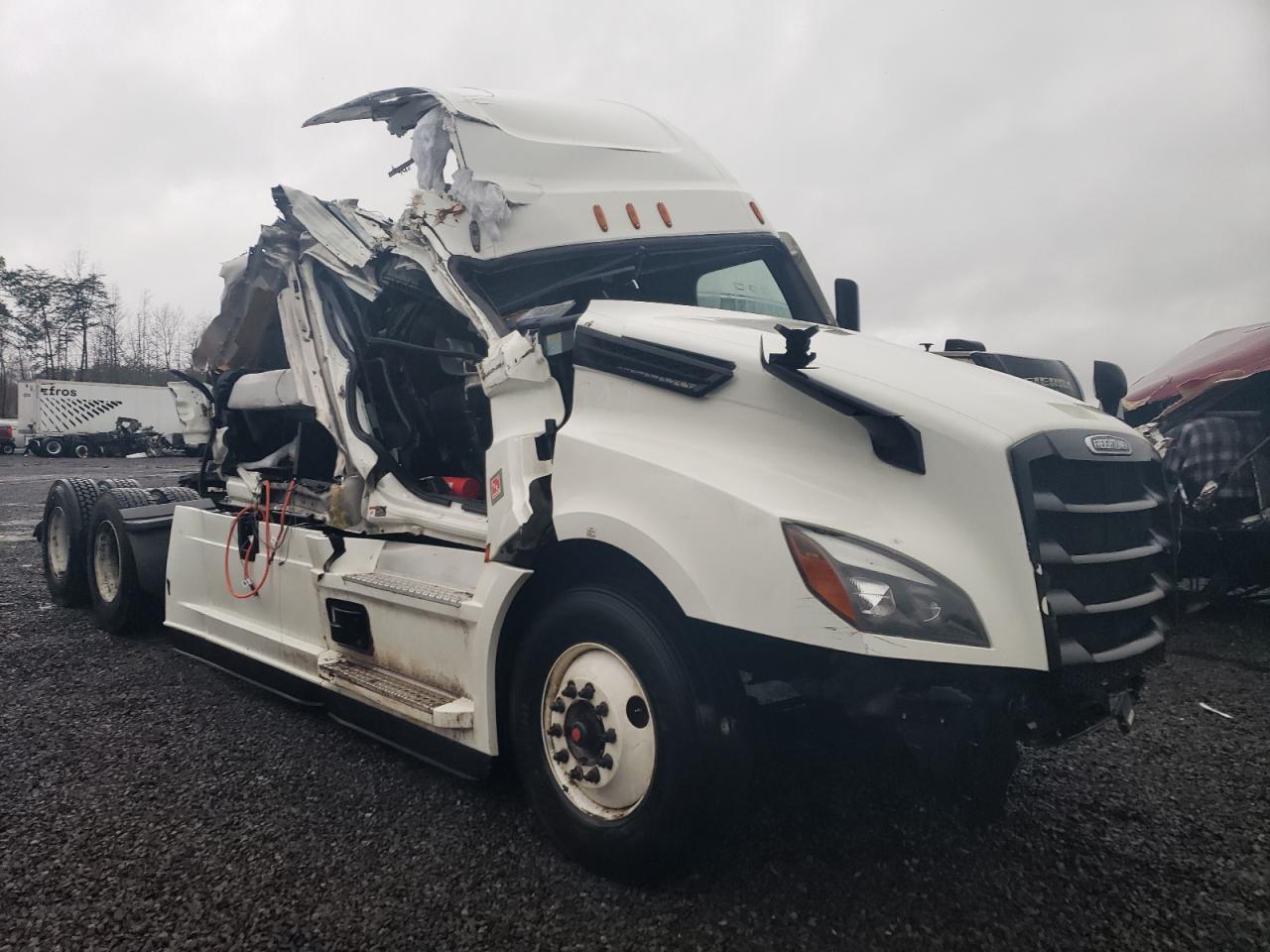 2022 Freightliner Cascadia 126 Semi Truck for Sale in Fredericksburg, VA - All Over
