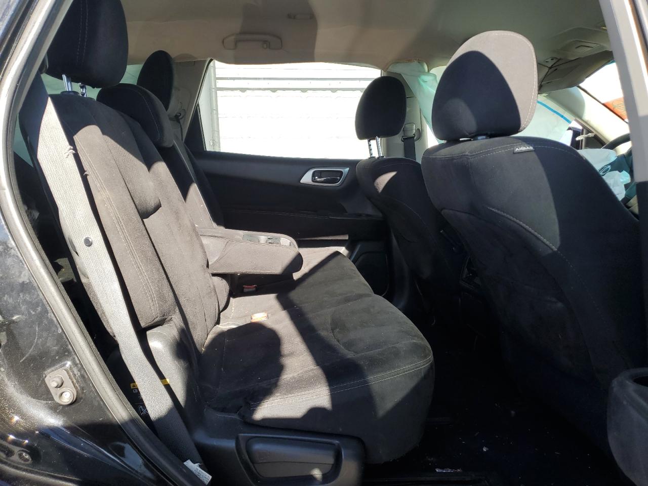 2015 Nissan Pathfinder S VIN: 5N1AR2MM1FC631202 Lot: 49695515