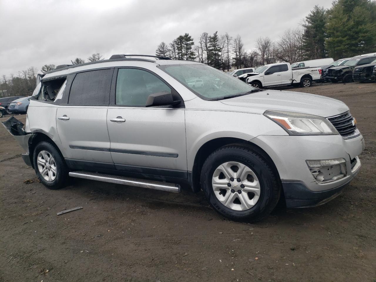 2014 Chevrolet Traverse - Image 4