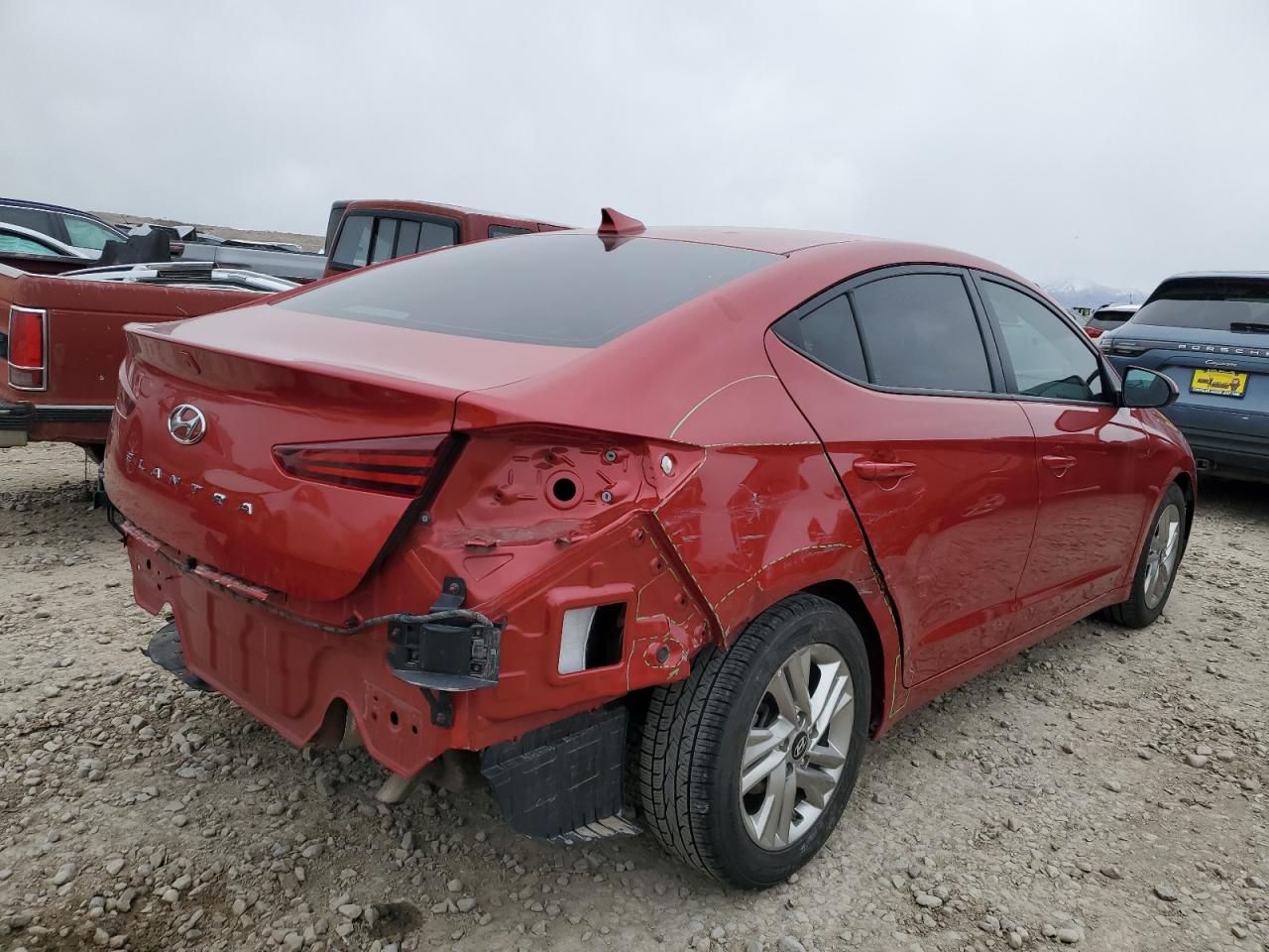 2019 Hyundai Elantra - Image 3