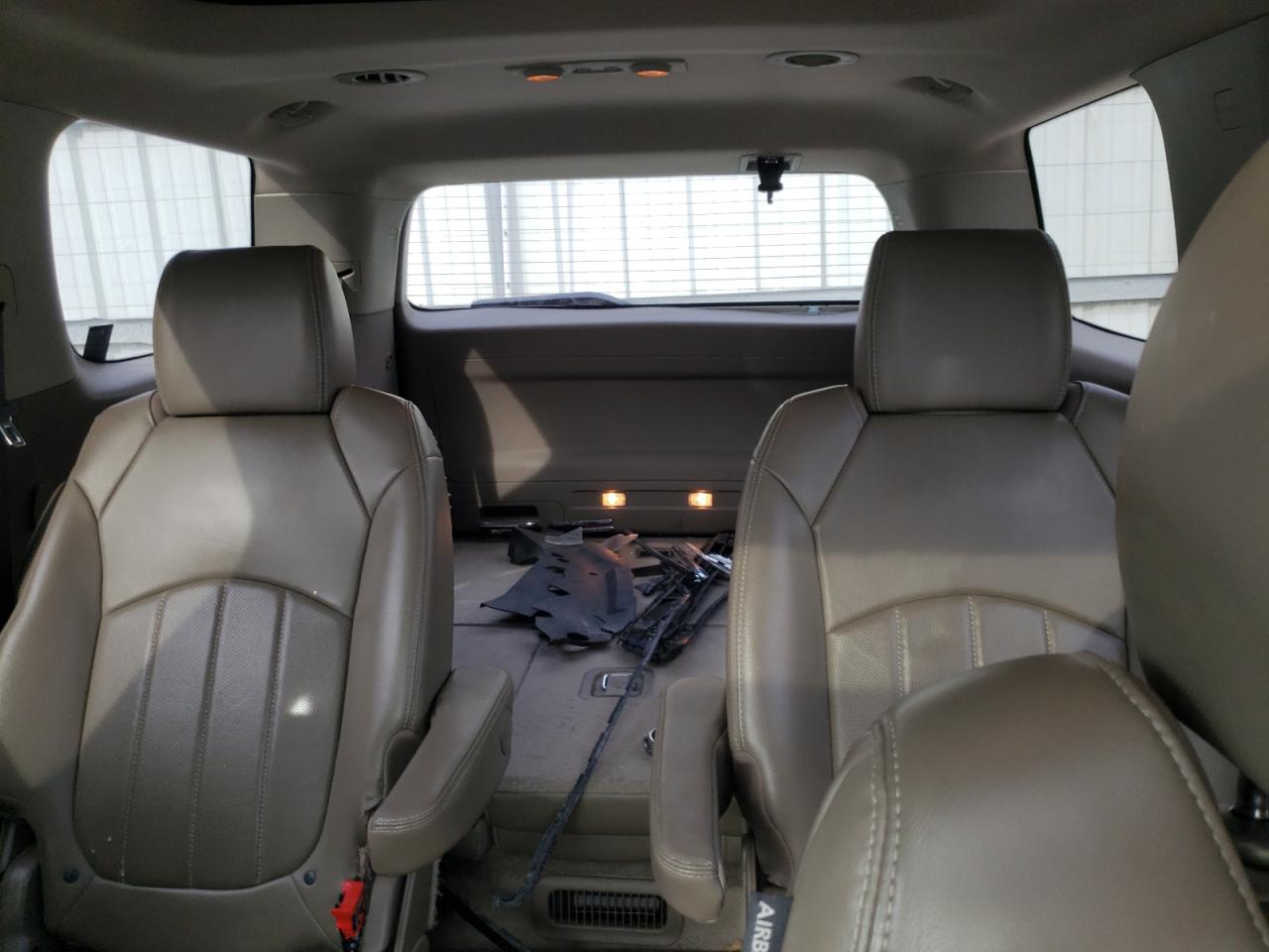 2015 GMC Acadia - Image 10