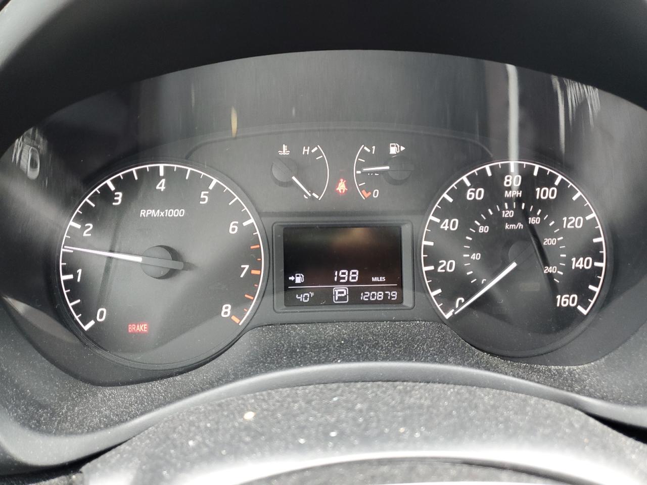2015 Nissan Sentra - Image 9