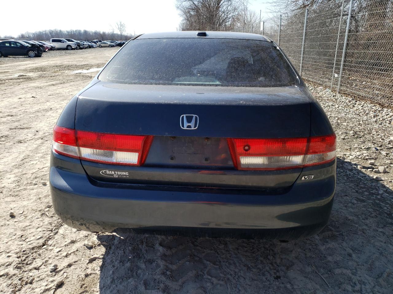 2004 Honda Accord - Image 6
