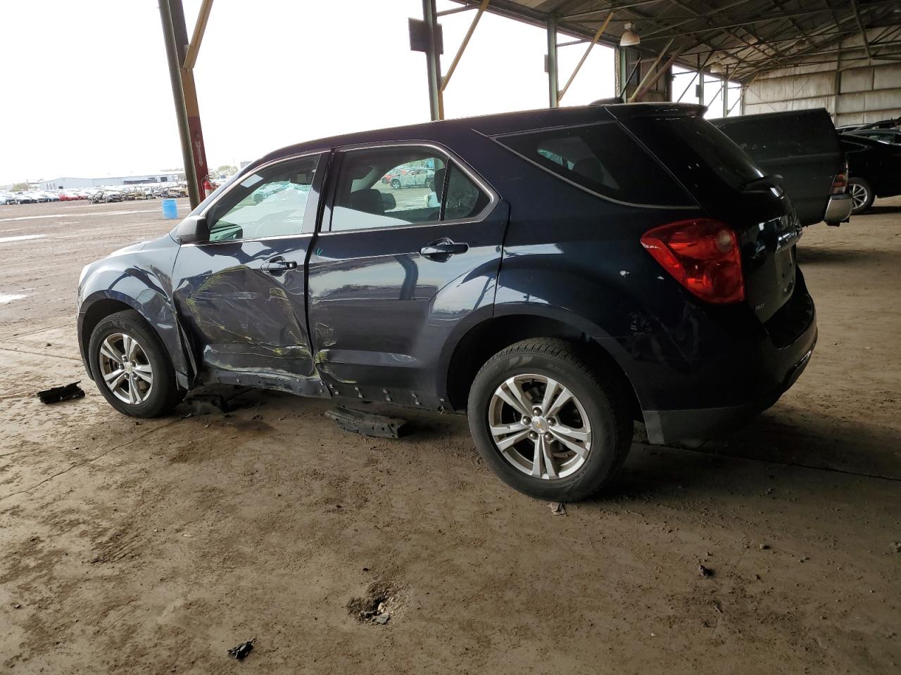 2015 Chevrolet Equinox - Image 2
