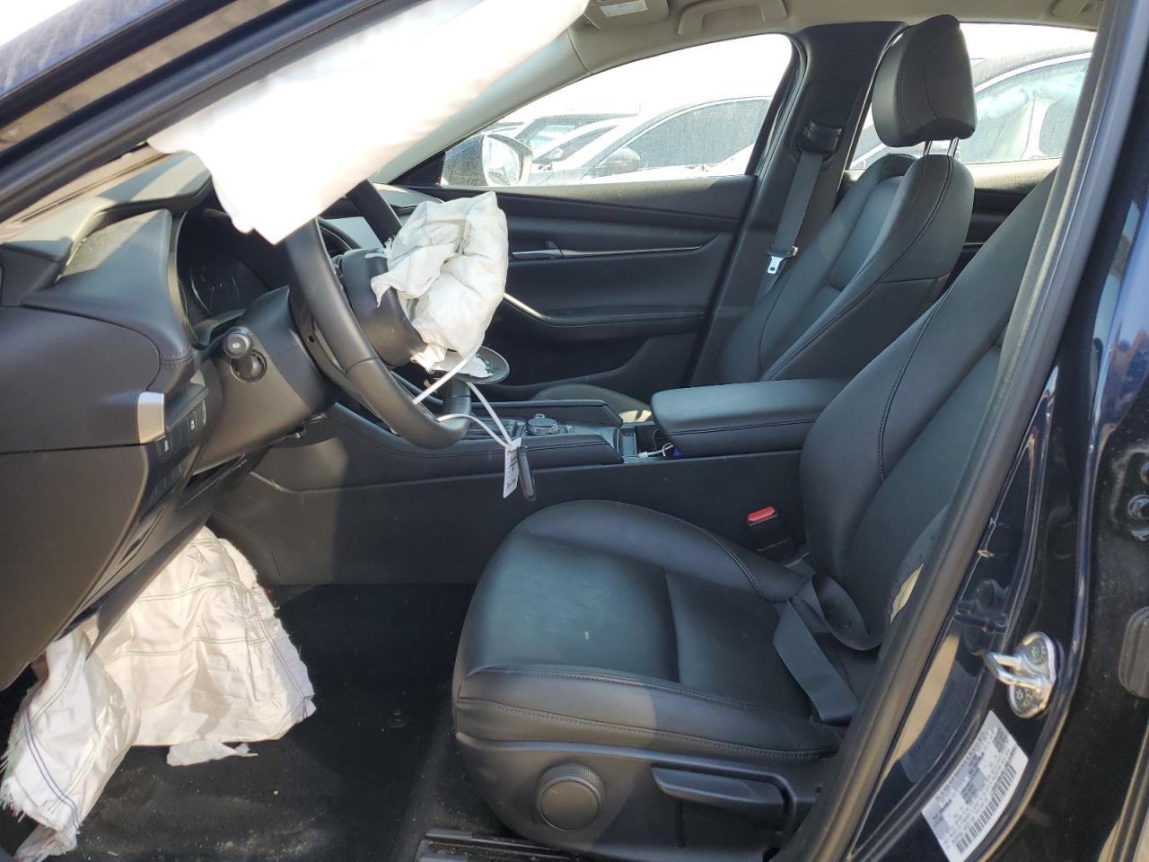 2022 Mazda 3 - Image 7